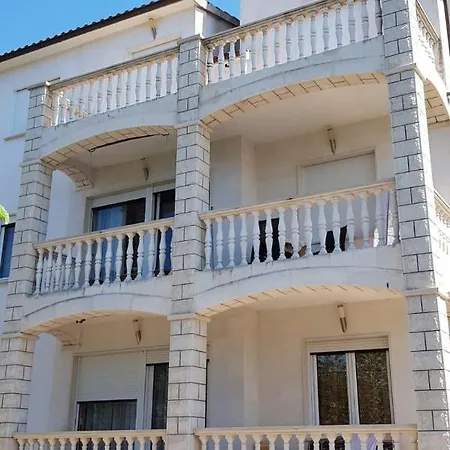 With Parking Space Okrug Gornji, Ciovo - 17032 Apartment