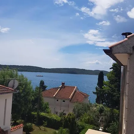 With Parking Space Okrug Gornji, Ciovo - 17032 * Trogir