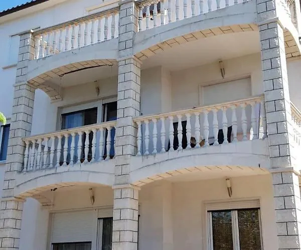 With Parking Space Okrug Gornji, Ciovo - 17032 Apartamento