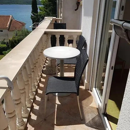 With Parking Space Okrug Gornji, Ciovo - 17032 Apartman Trogir